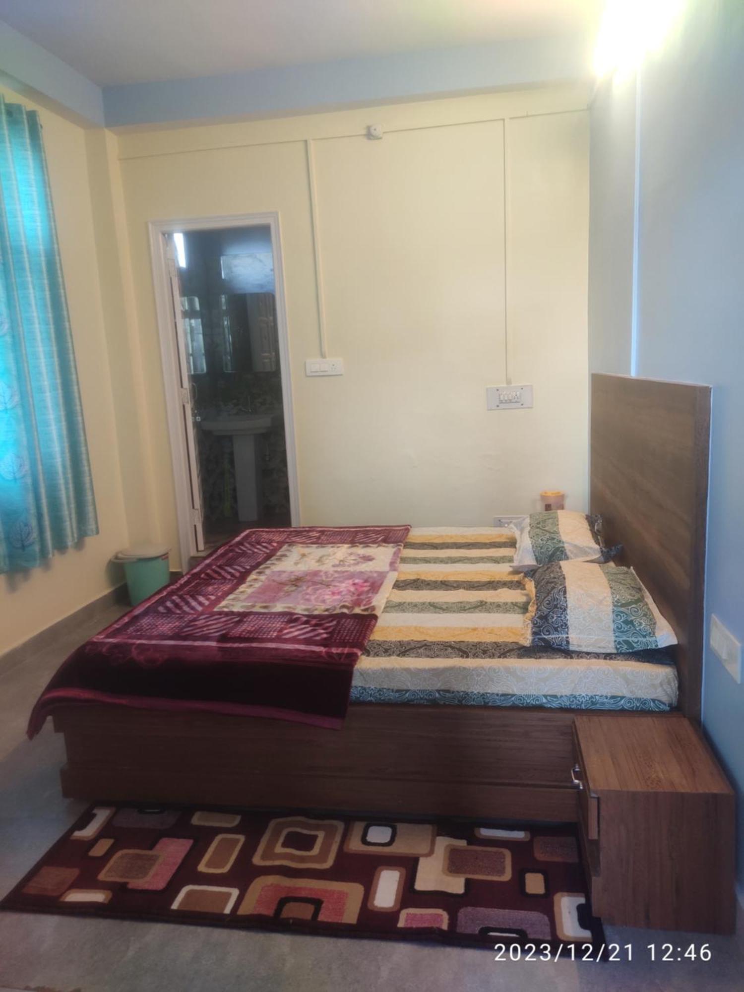 Tree Valley Homestay Chail Exterior photo
